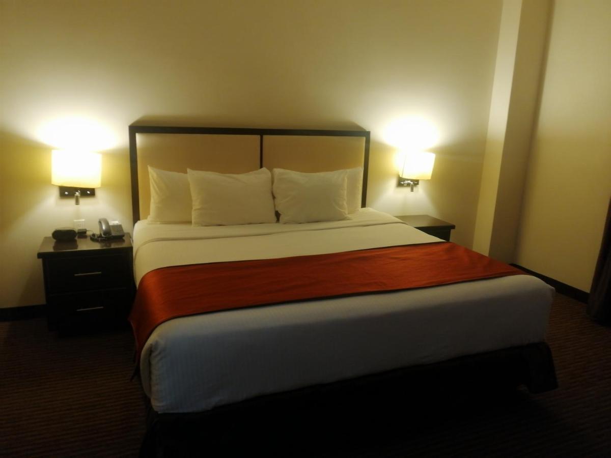 Best Western Plus La Mina Parral Bagian luar foto