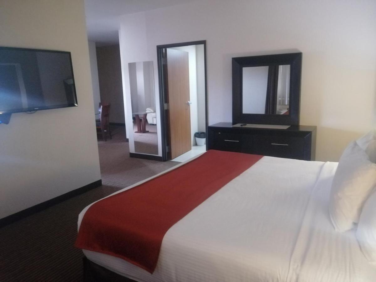 Best Western Plus La Mina Parral Bagian luar foto