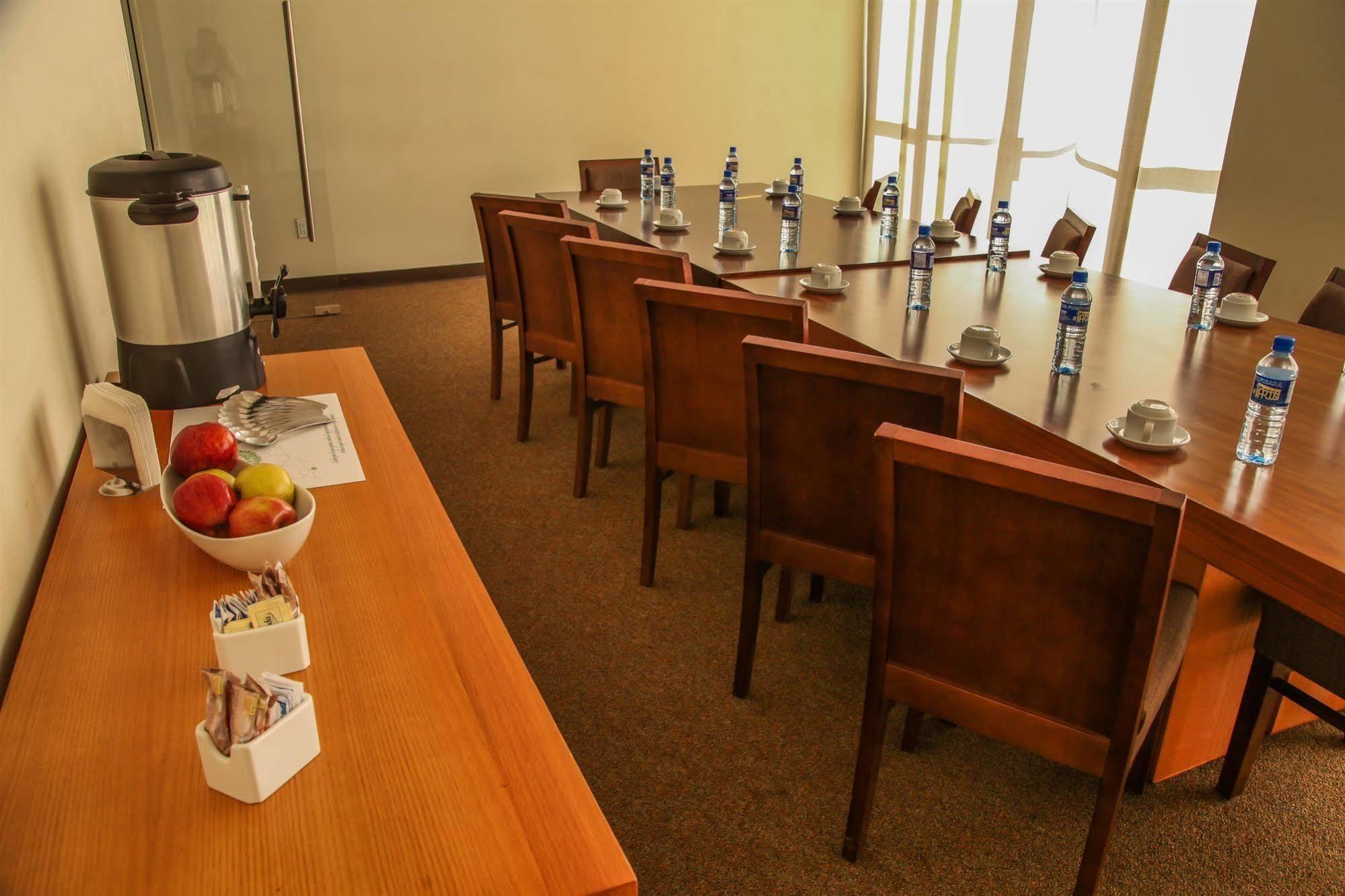 Best Western Plus La Mina Parral Bisnis foto